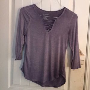 Purple quarter length sleeve shirt